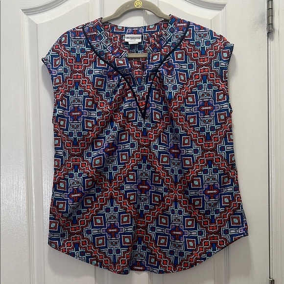 Liz Claiborne Women's Geometric Print Top - Red and Blue Size Petite Large - Picture 1 of 5